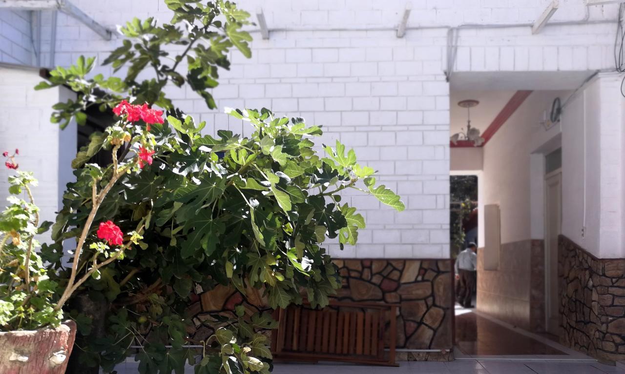 Tierra Nuestra Bed and Breakfast Tarija Exteriör bild